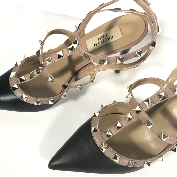 โSildโ Kaitlyn Pan Pointed Toe Studded Pump - Picture 3 of 8